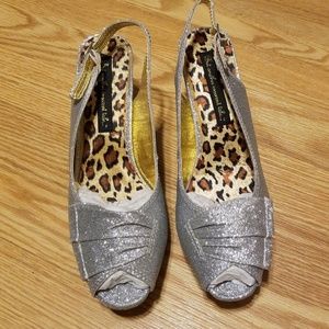 B.A.I.T. Footwear Brook in Silver 8